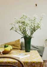 Afbeelding in Gallery-weergave laden, Bergs Potter:  Daisy glazed Emerald Green Hoogte 25cm
