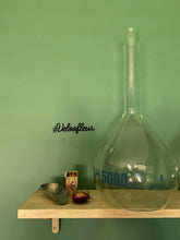Afbeelding in Gallery-weergave laden, Vintage Laboratoriumglas - Kolf 5000 ml
